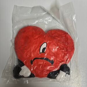 OFFICIAL Bad Bunny El Último Tour del Mundo 2022 Un Verano Sin Ti Heart Plush